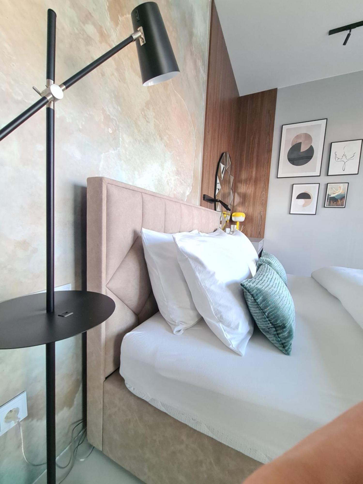 Luksusowy Apartament Bliska Wola Saba Varşovia Exterior foto
