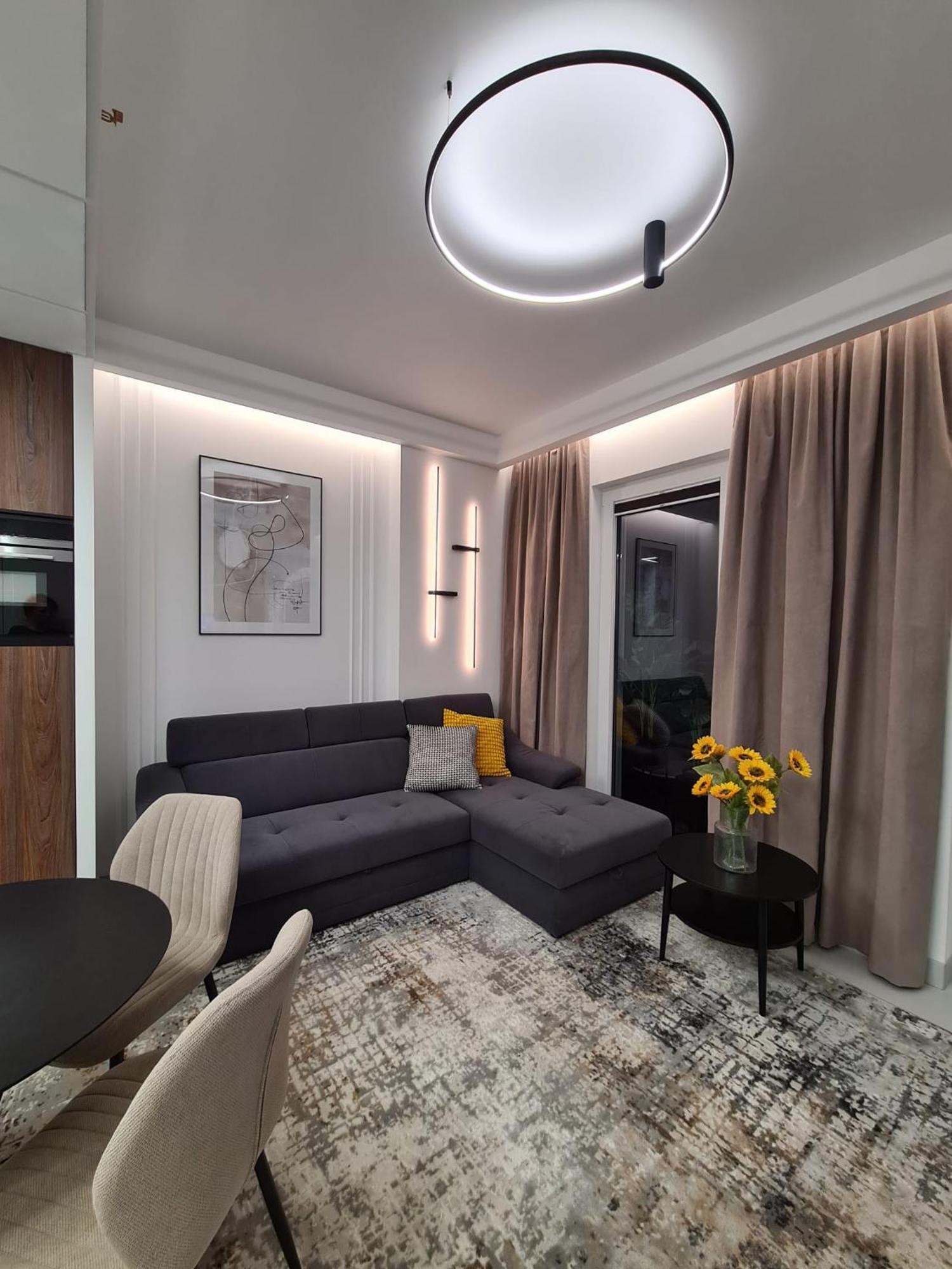 Luksusowy Apartament Bliska Wola Saba Varşovia Exterior foto