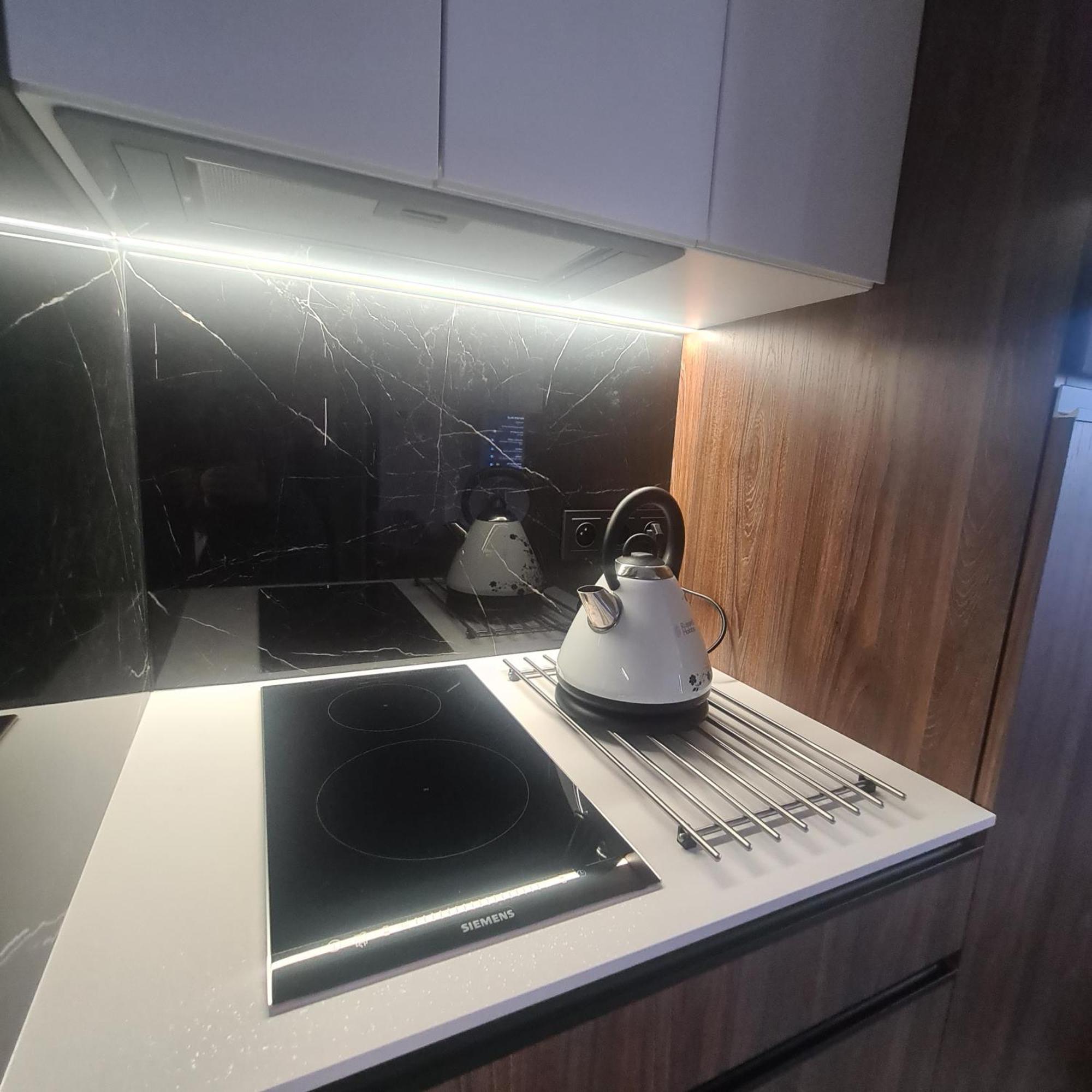 Luksusowy Apartament Bliska Wola Saba Varşovia Exterior foto