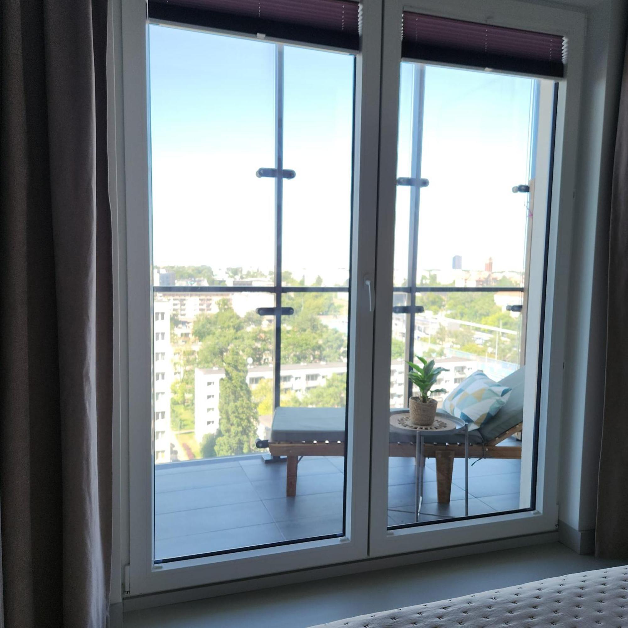 Luksusowy Apartament Bliska Wola Saba Varşovia Exterior foto