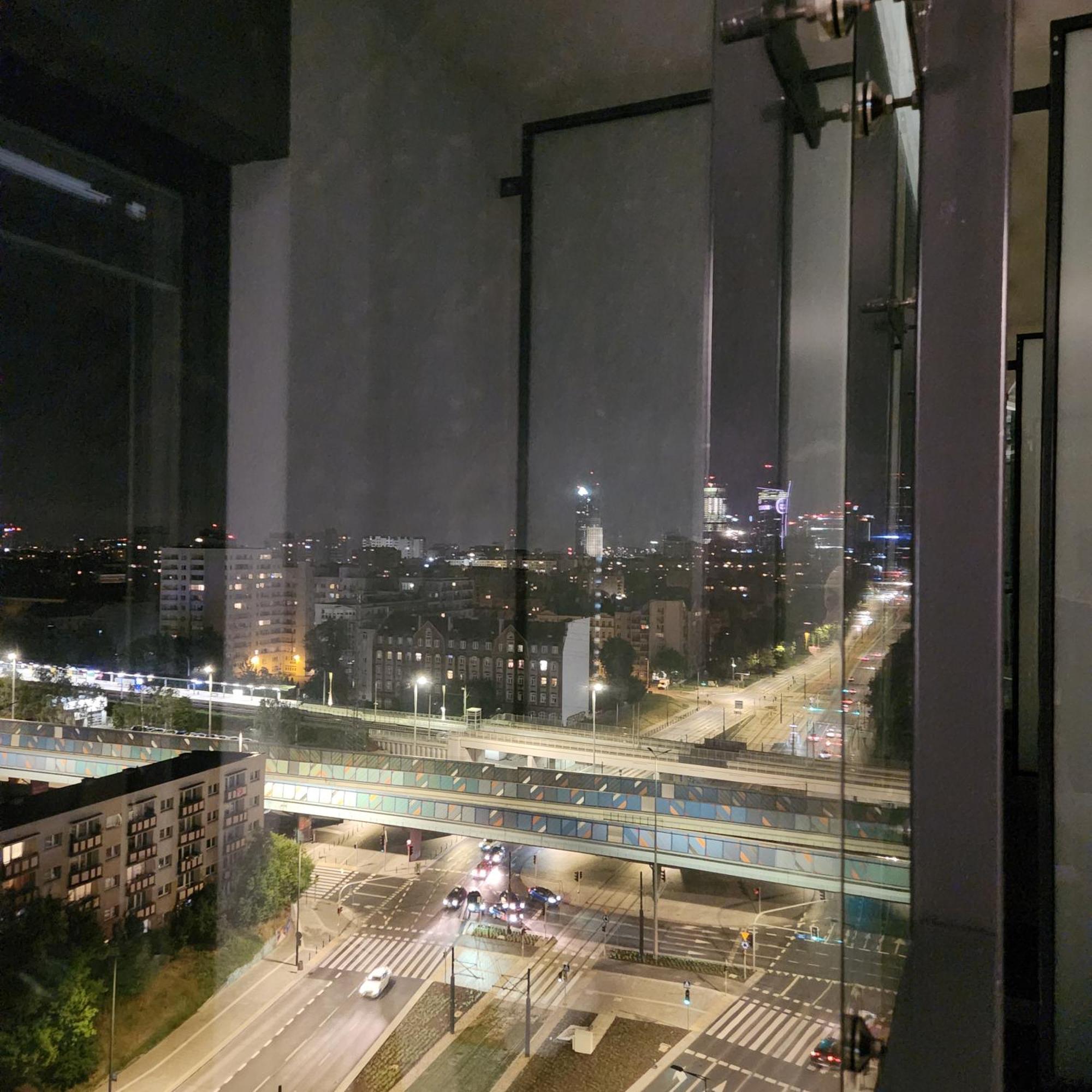 Luksusowy Apartament Bliska Wola Saba Varşovia Exterior foto