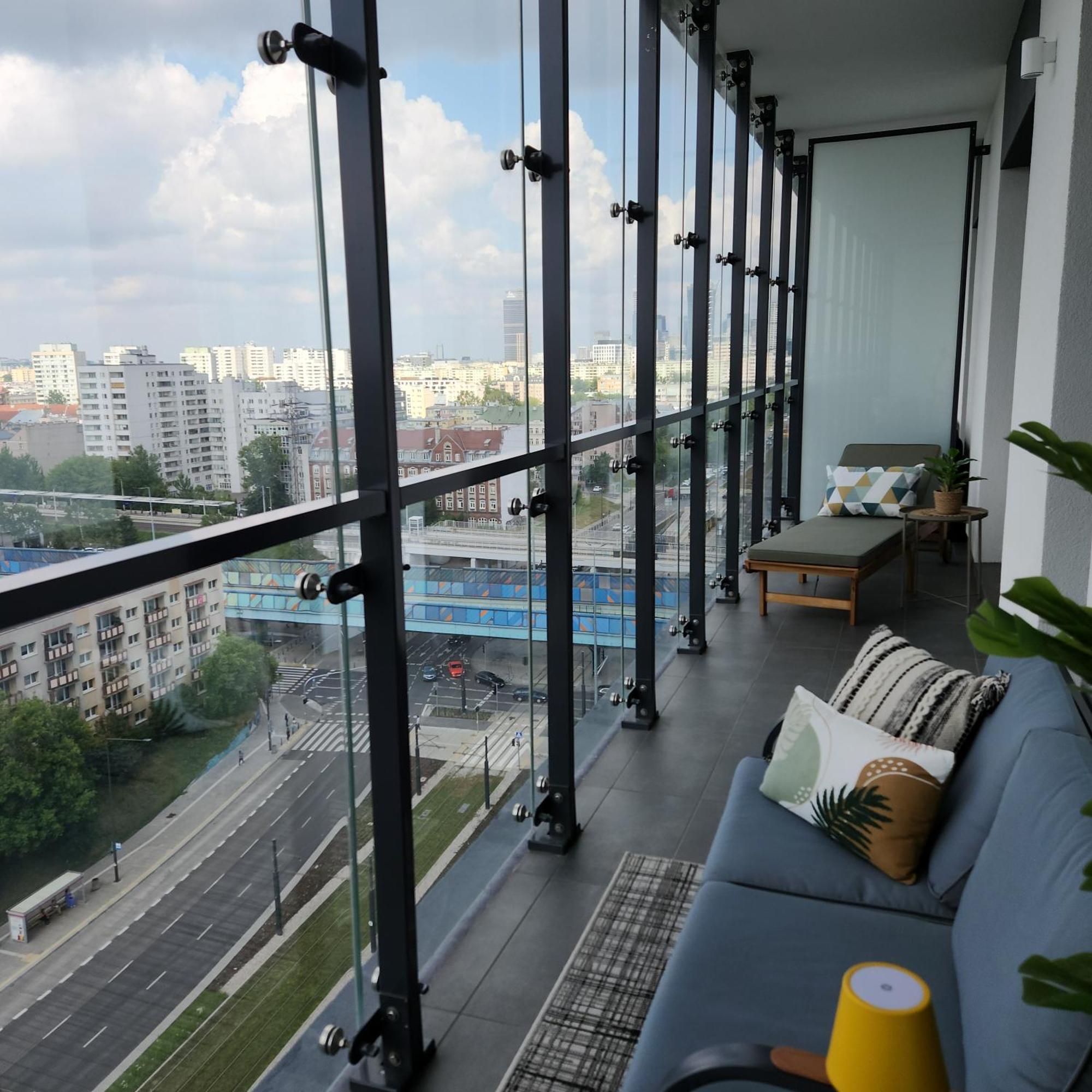 Luksusowy Apartament Bliska Wola Saba Varşovia Exterior foto