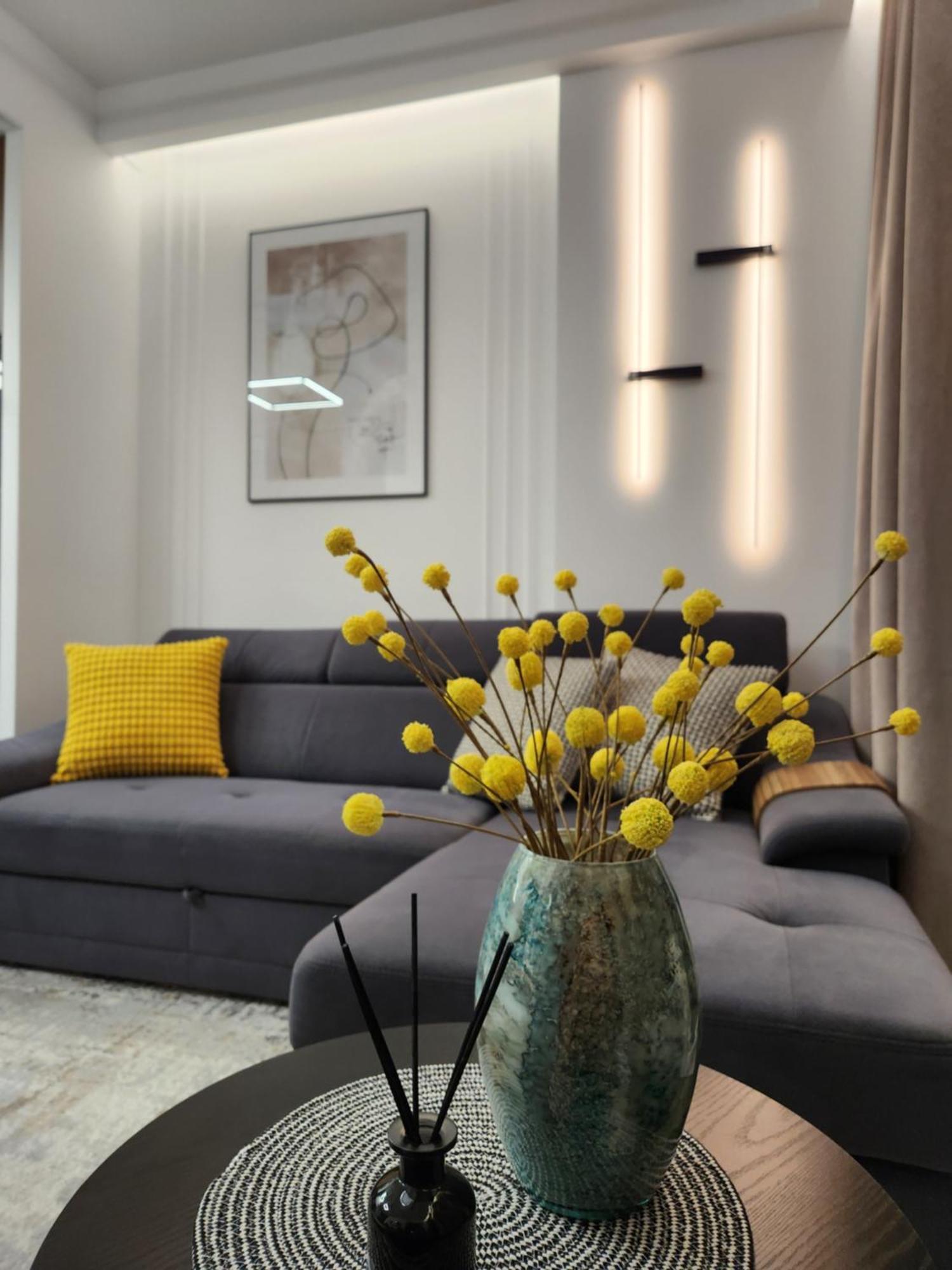 Luksusowy Apartament Bliska Wola Saba Varşovia Exterior foto